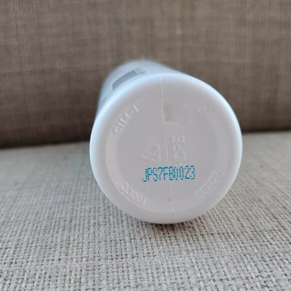 Paul Mitchell Colorcare Daily Conditioner Color Protect Detangles AND Repair 3.4 - Picture 2 of 8